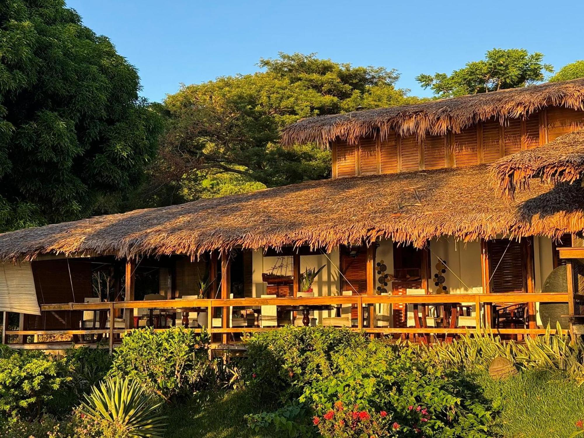Manga Soa Lodge Fascene - Befefika Esterno foto